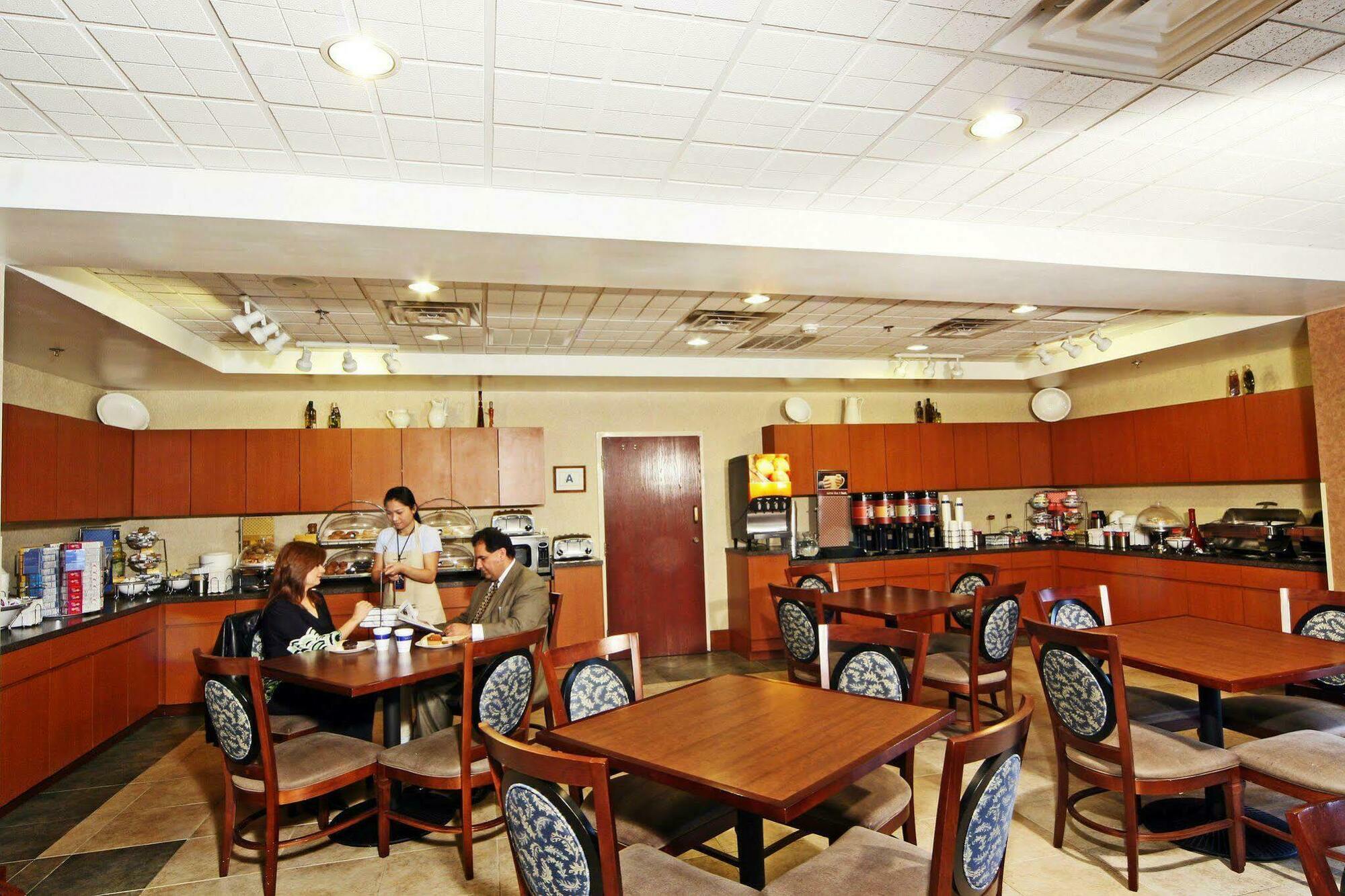 Hampton Inn Gaffney Restaurant photo
